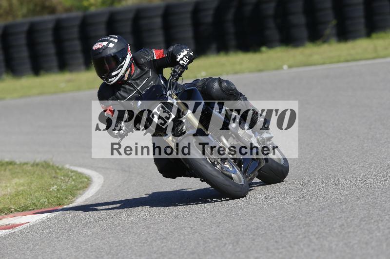 /Archiv-2024/56 10.08.2024 Plüss Moto Sport ADR/Einsteiger/33